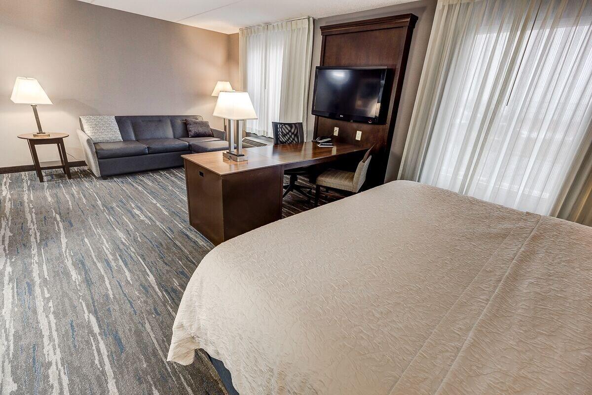 Hampton Inn & Suites By Hilton Brantford Exteriör bild